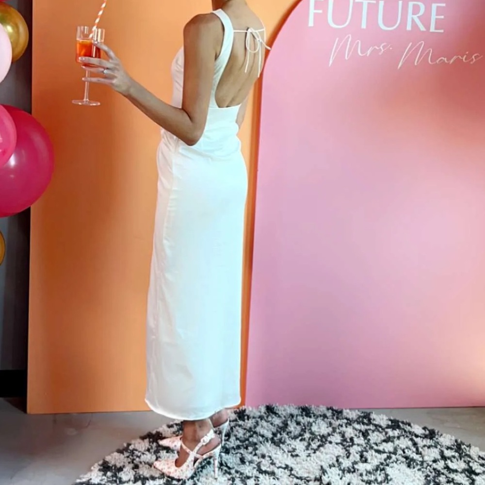 Abercrombie And Fitch White Back-Tie Midi Dress